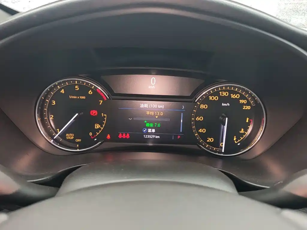 Cadillac XT4 — миниатюра 12