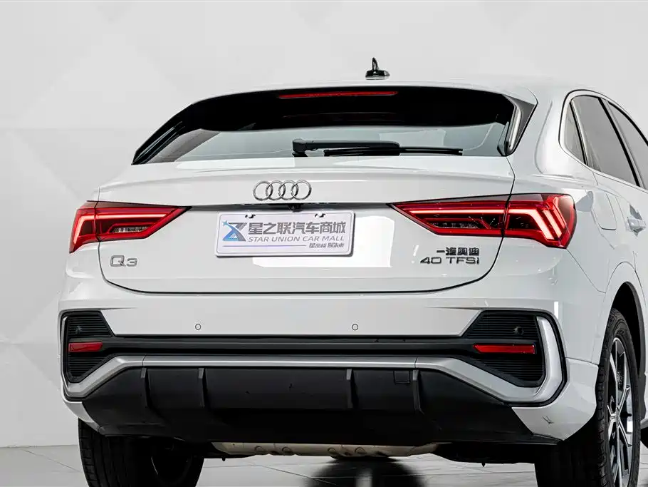 Audi Q3 Sportback — миниатюра 7