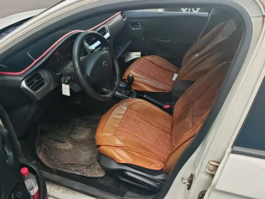 Citroen Elysee — миниатюра 8