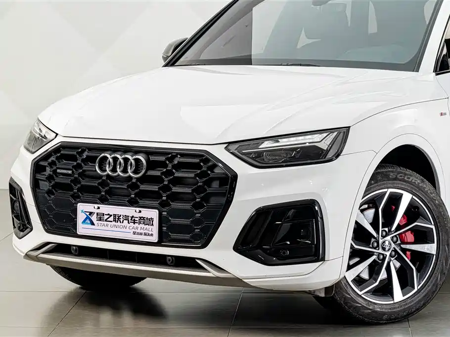 Audi Q5L — миниатюра 2