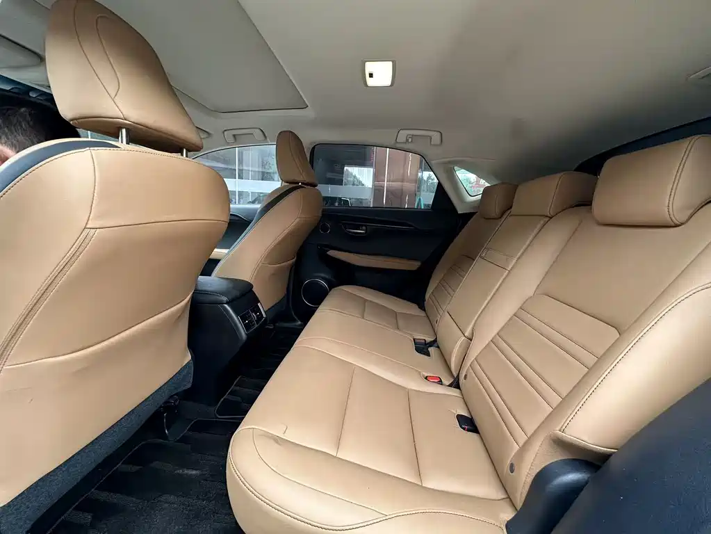 Lexus NX 2016 200