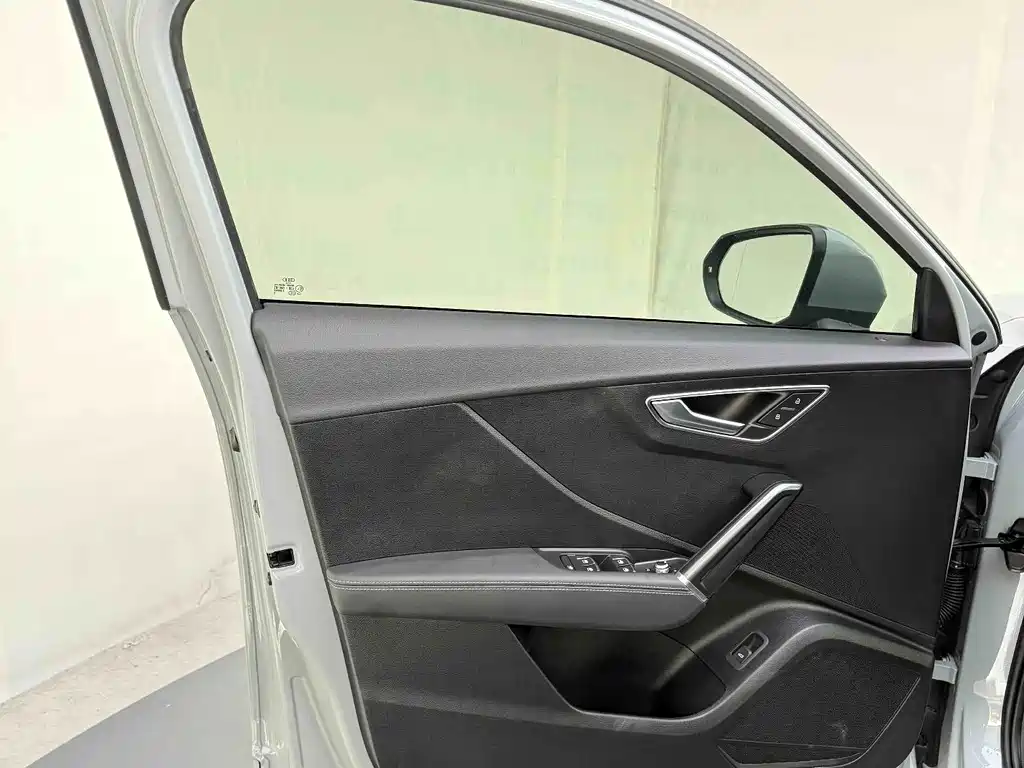 Audi Q2L — миниатюра 32