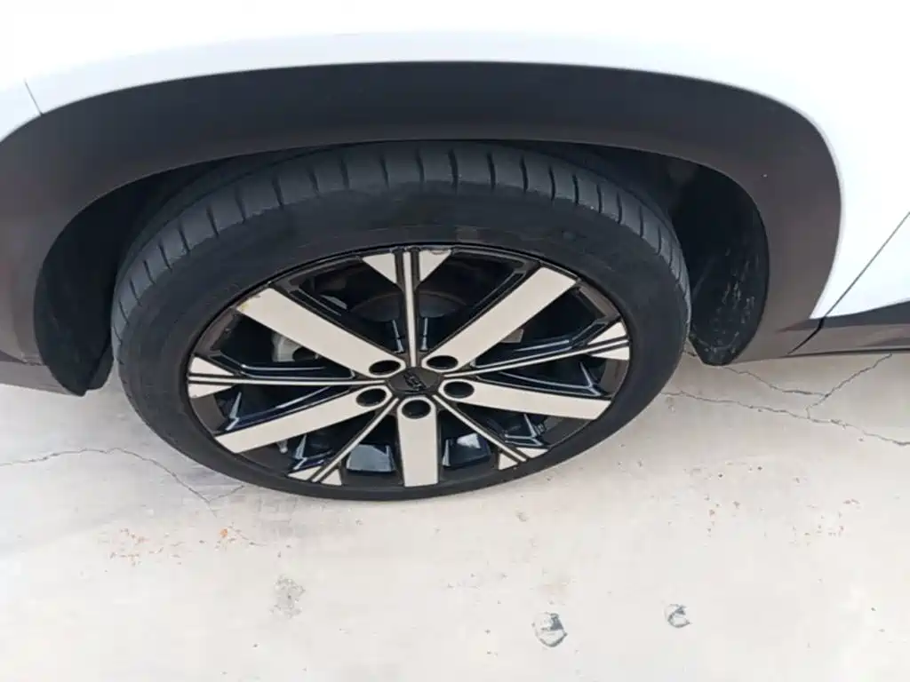 Geely Icon — миниатюра 23