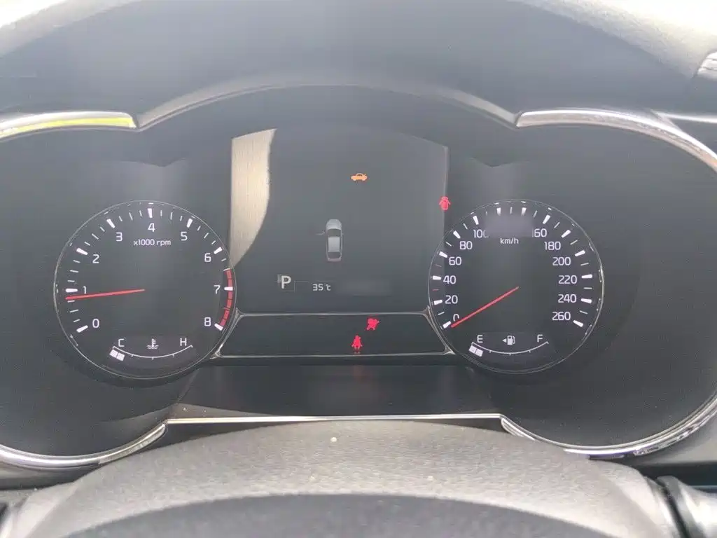 Kia K5 — миниатюра 4