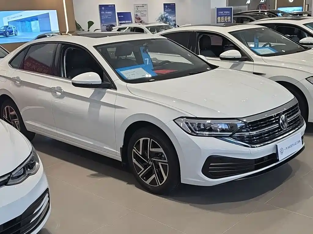 Volkswagen Sagitar — миниатюра 3