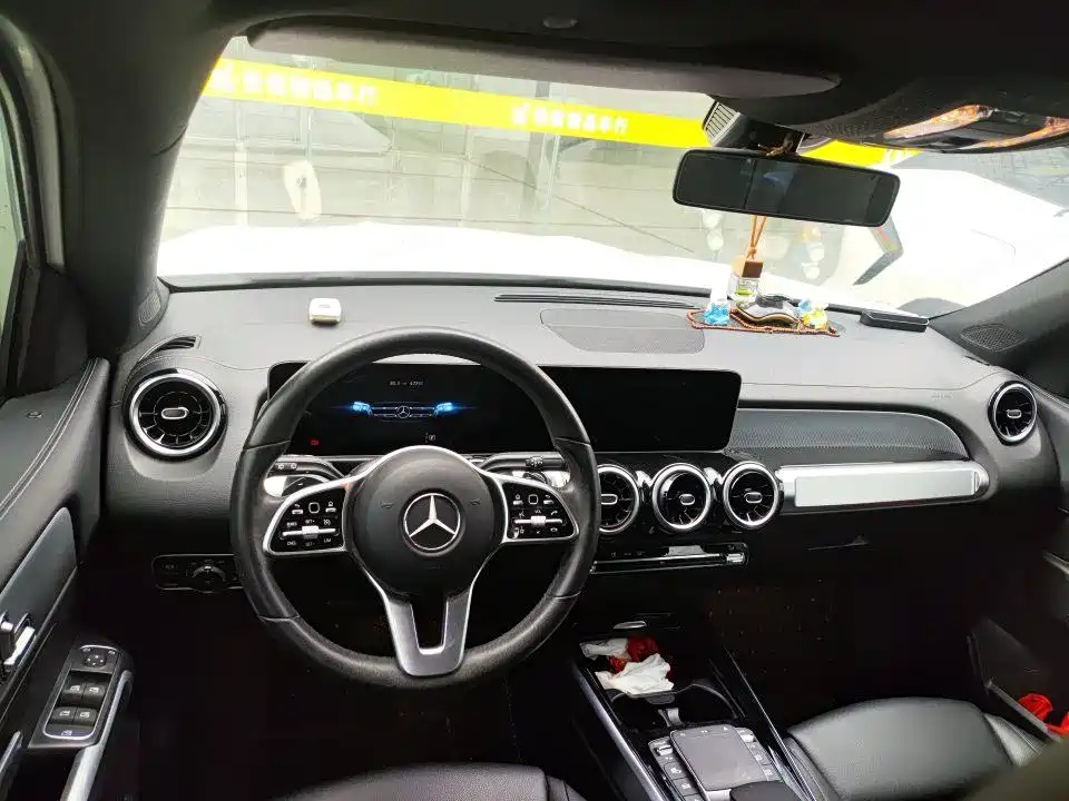 Mercedes-Benz GLB — миниатюра 3