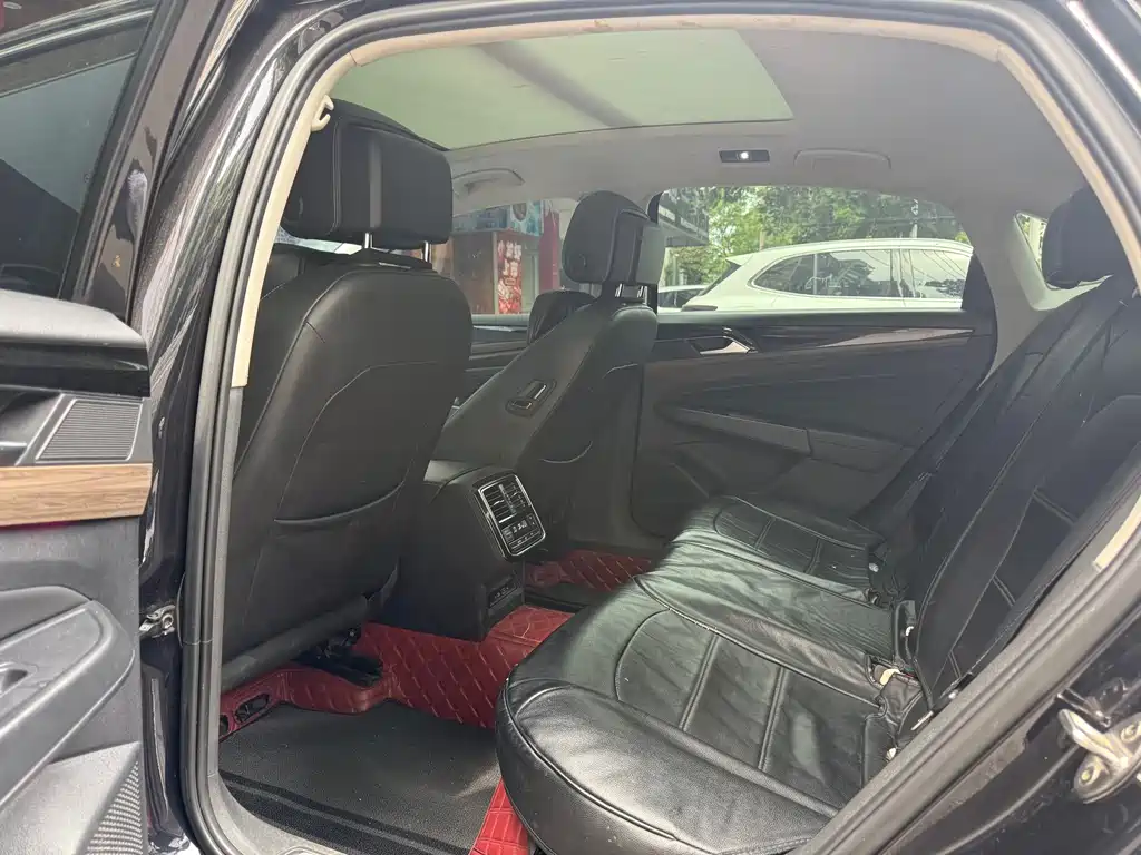 Volkswagen Passat — миниатюра 5