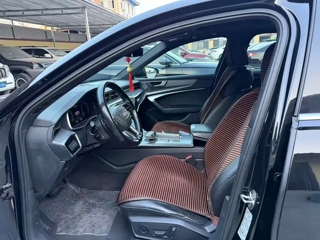 Audi A6L — миниатюра 7