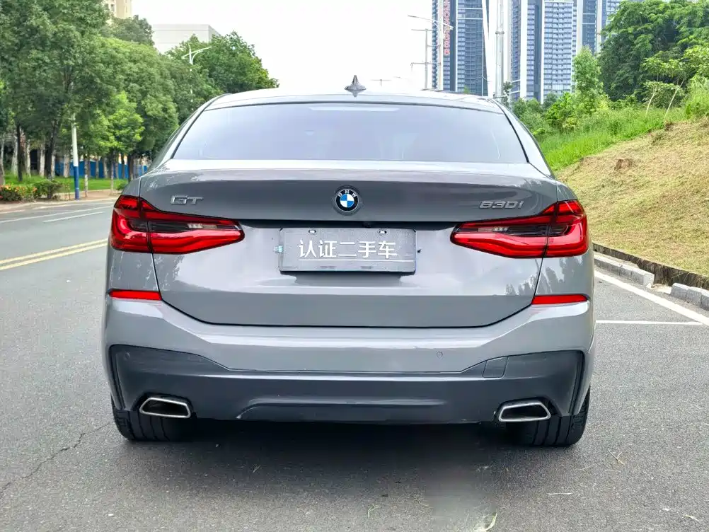 BMW 6 Series GT — миниатюра 6