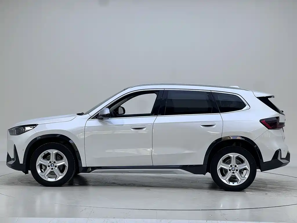 BMW X1 2023 sDrive20Li X
