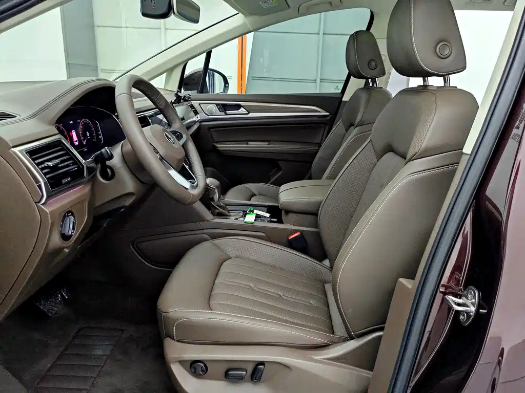 Volkswagen Viloran — миниатюра 5