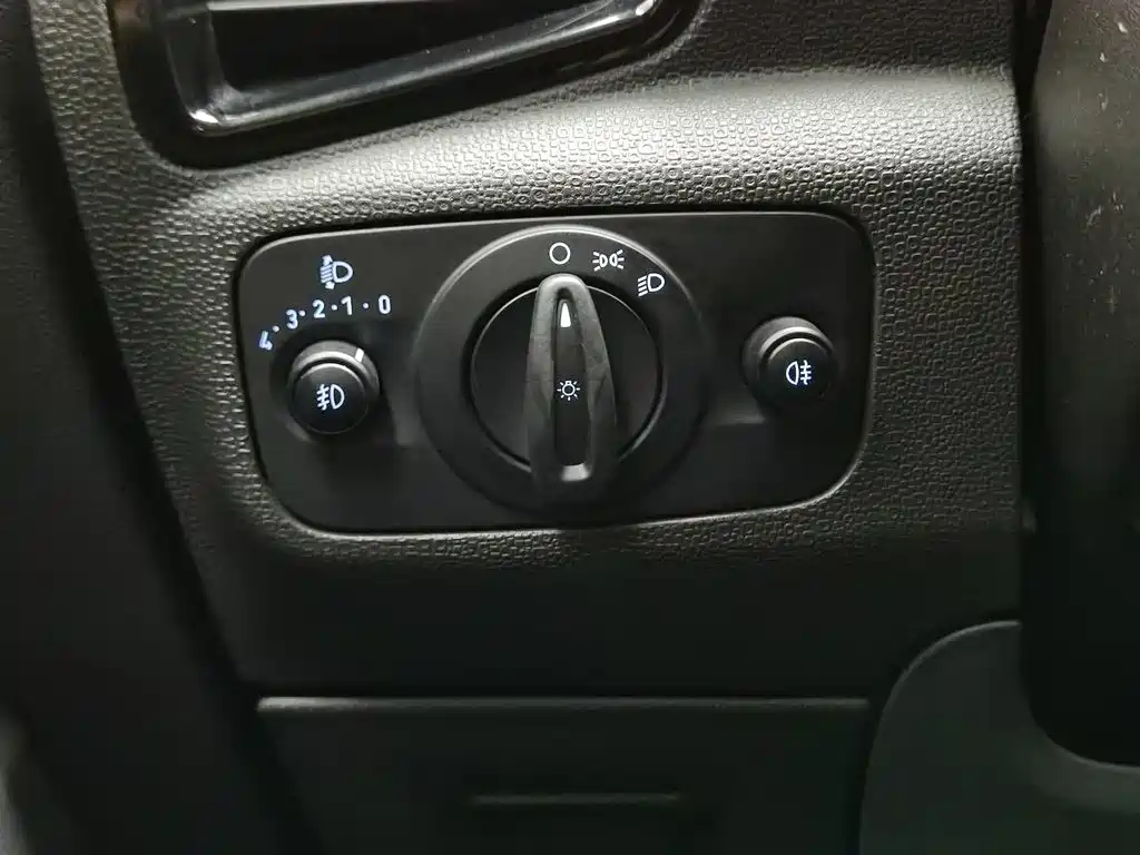 Ford Ecosport — миниатюра 21