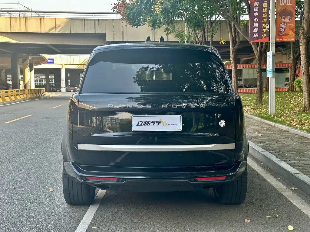 Land Rover Range Rover — миниатюра 20