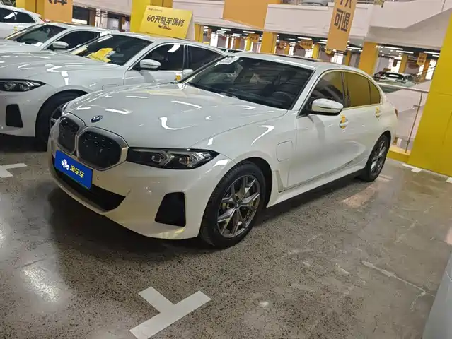 2022 BMW i3