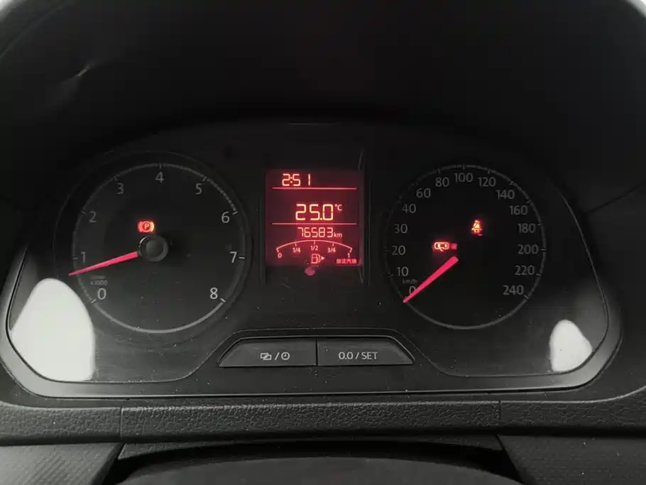 Volkswagen Jetta — миниатюра 14