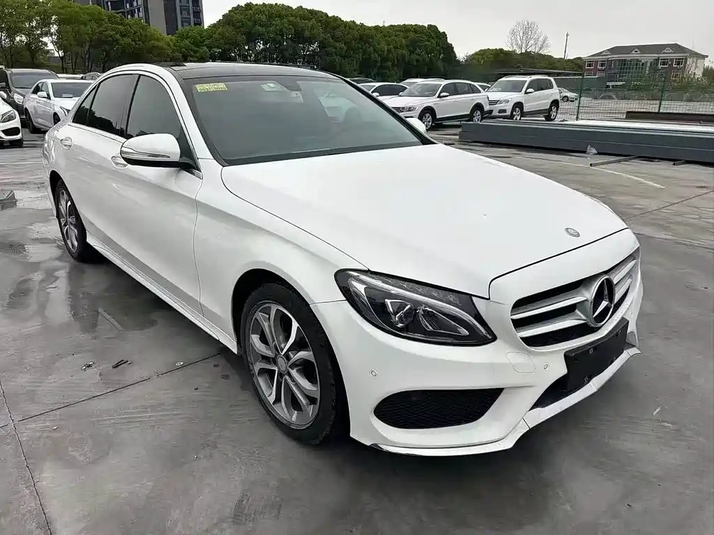 Mercedes-Benz C-Class — миниатюра 2