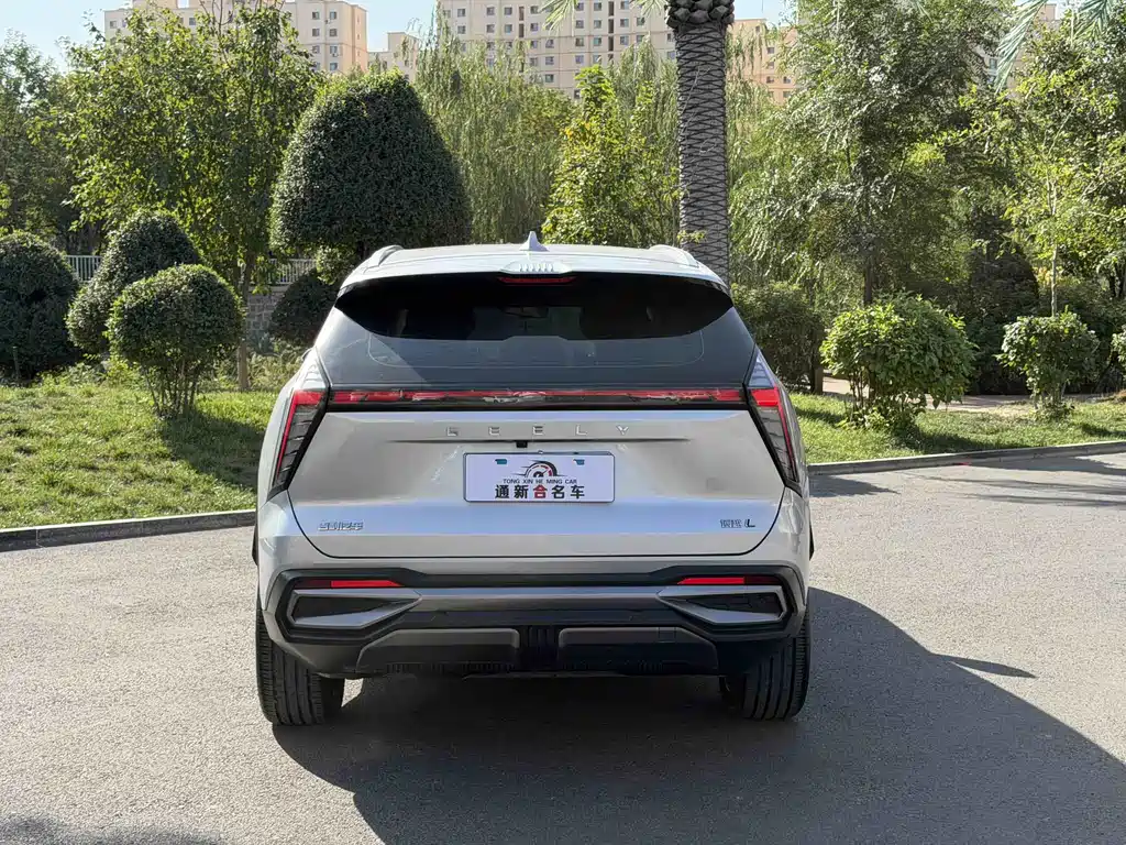 Geely Boyue L — миниатюра 8