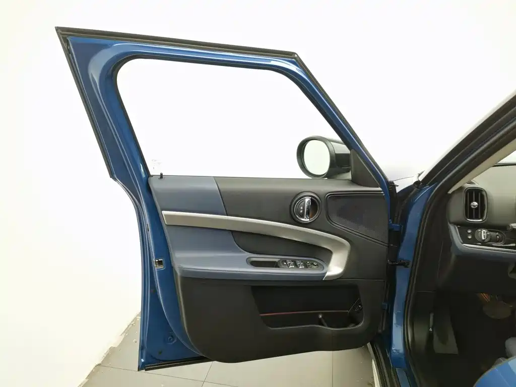 MINI Mini Countryman — миниатюра 8