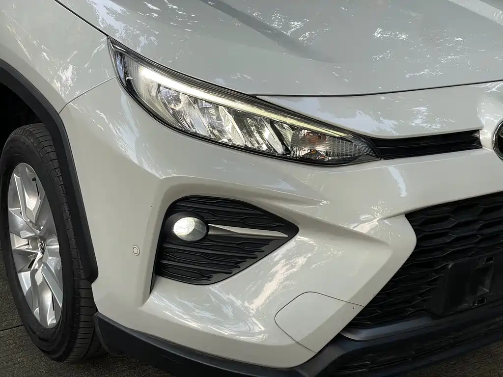 Toyota Wildlander — миниатюра 5