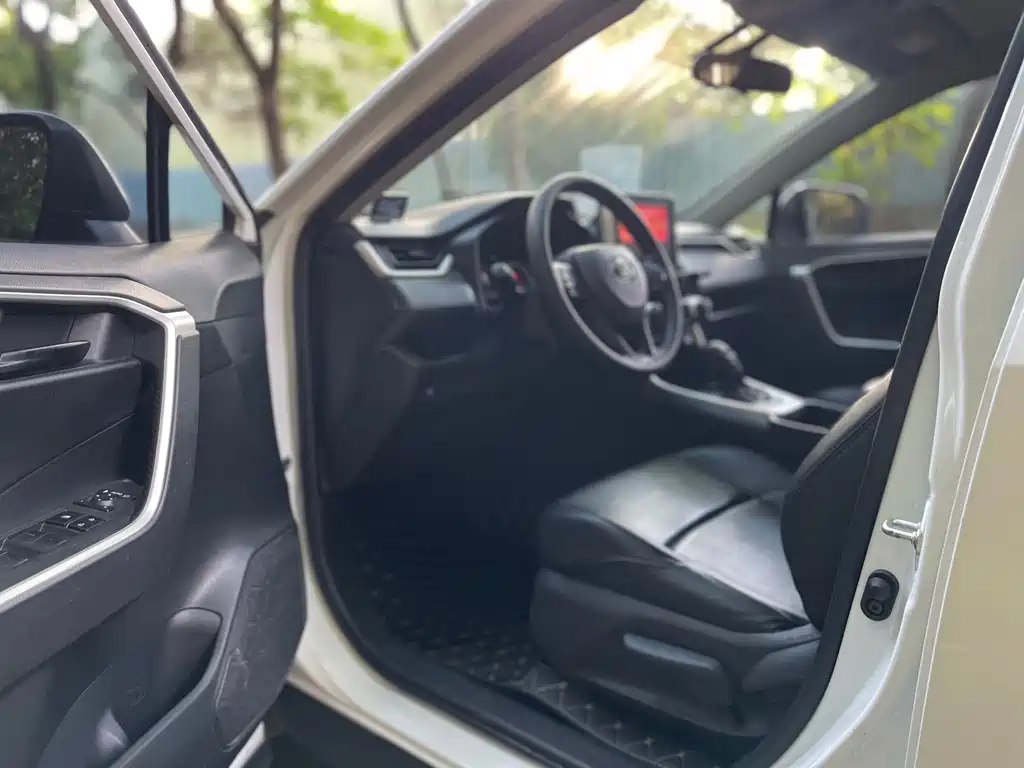 Toyota Wildlander — миниатюра 11