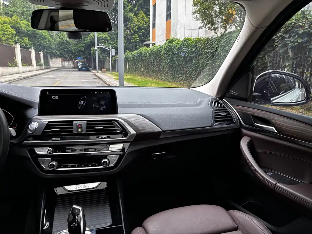BMW X3 — миниатюра 19