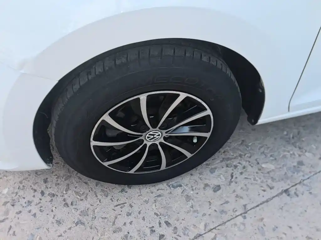 Volkswagen Santana — миниатюра 23