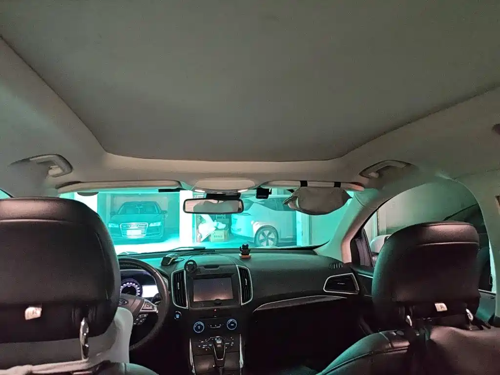 Ford Edge — миниатюра 15