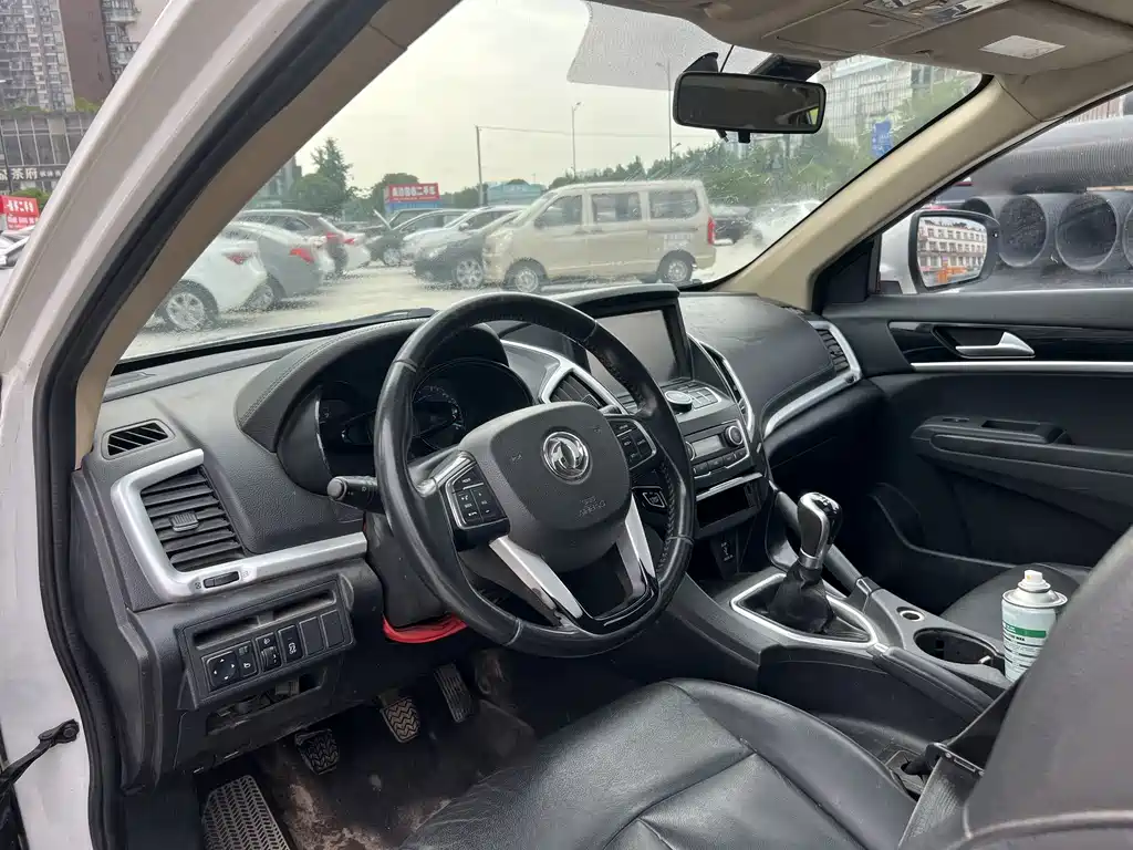 Dongfeng AX7 2015 2.0L MT
