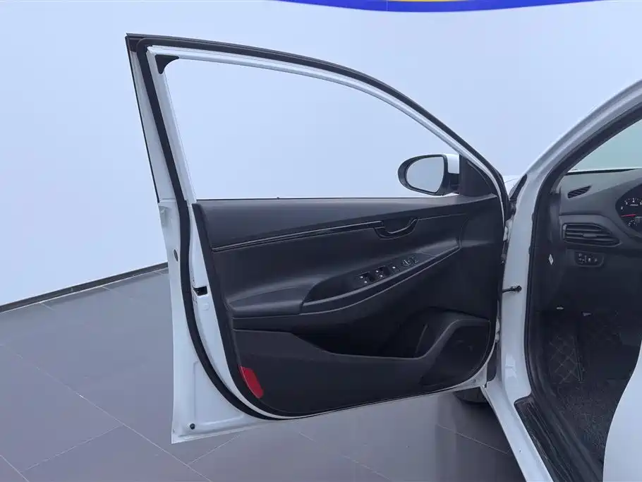 Hyundai Elantra 2020 1.6L AT GL