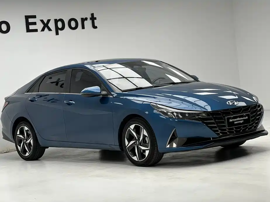 Hyundai Elantra — миниатюра 3
