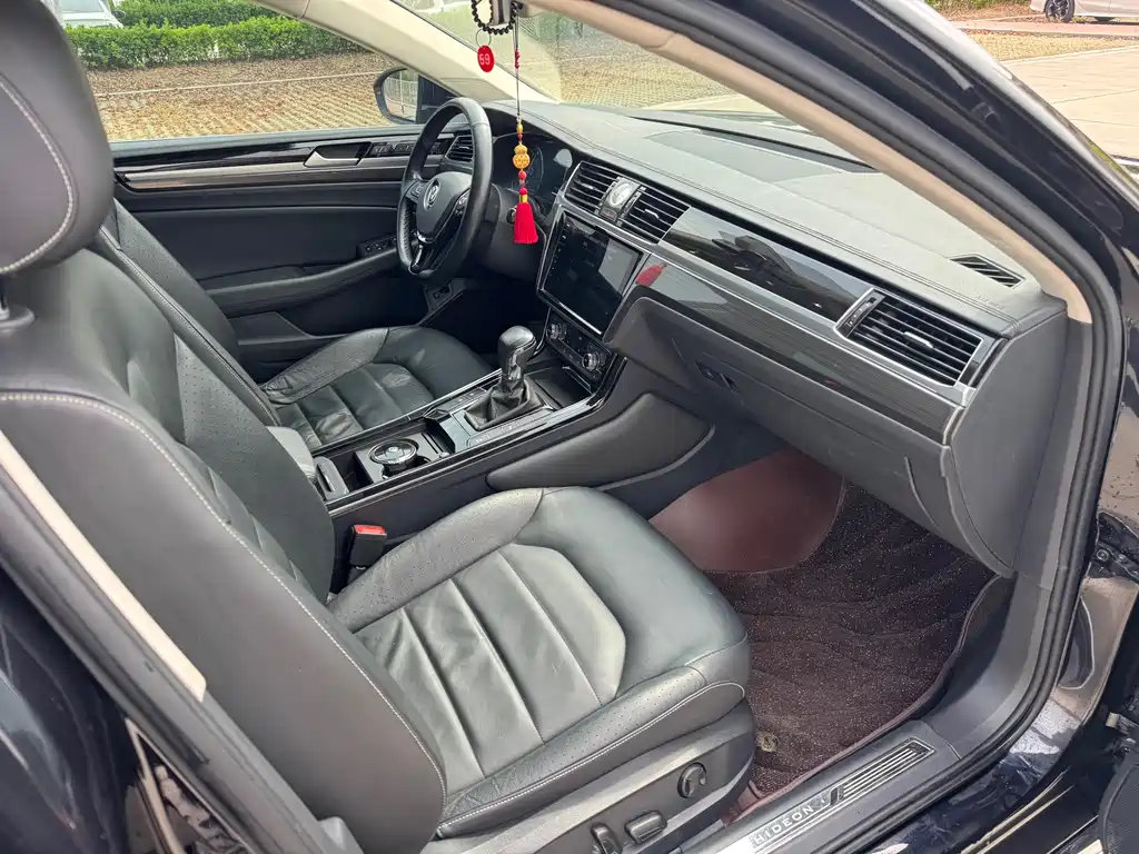 Volkswagen Phideon Facelift 380TSI 2WD Business Edition, фото 13