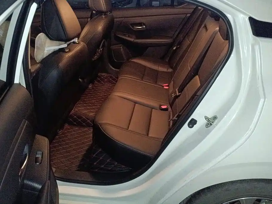 Nissan Sylphy — миниатюра 11
