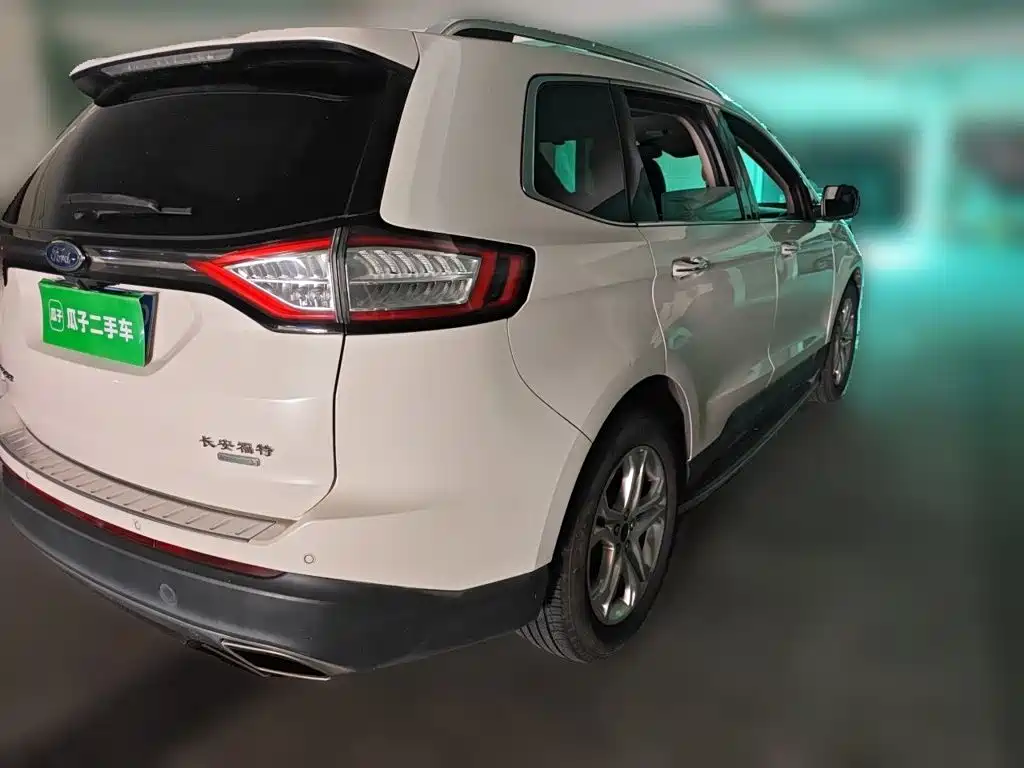 Ford Edge — миниатюра 5