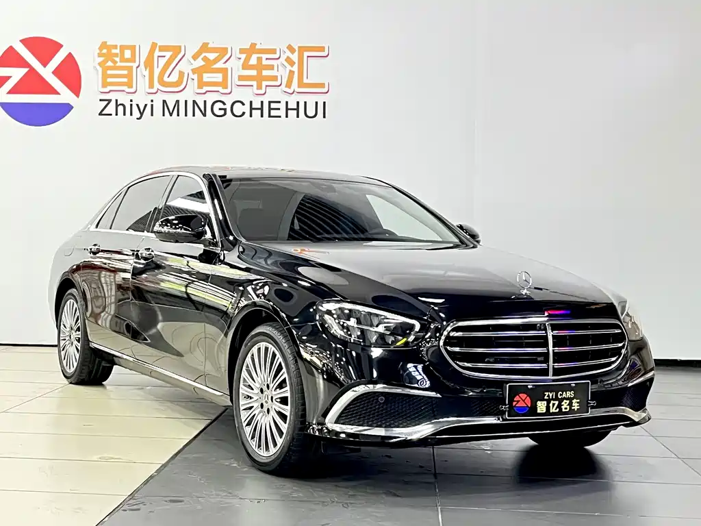 Mercedes-Benz E-Class — миниатюра 3