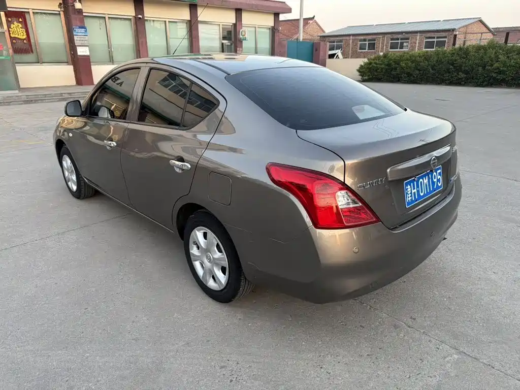 Nissan Sunny 2011 1.5XE CVT Comfort
