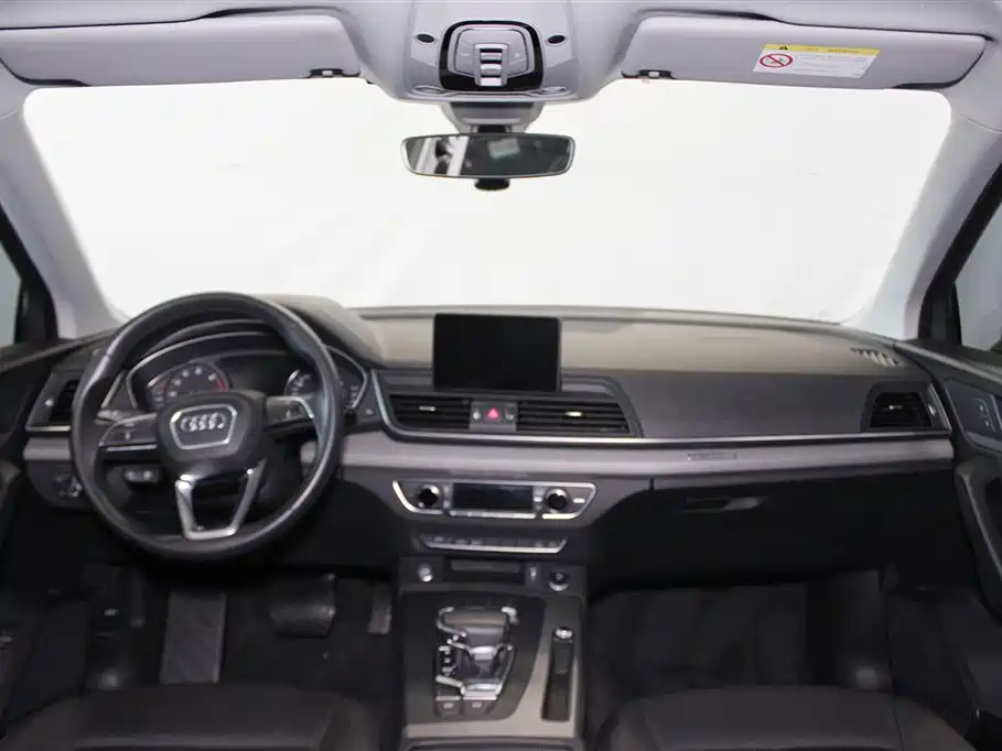 Audi Q5L 2018 40 TFSI VI
