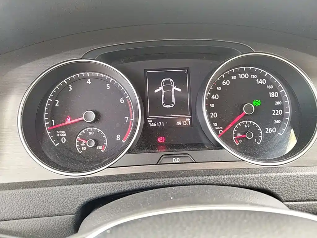 Volkswagen Golf — миниатюра 12