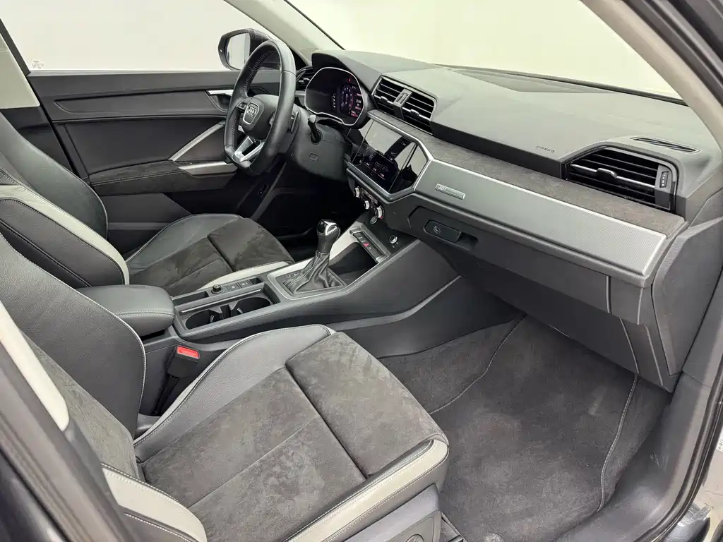 Audi Q3 — миниатюра 11