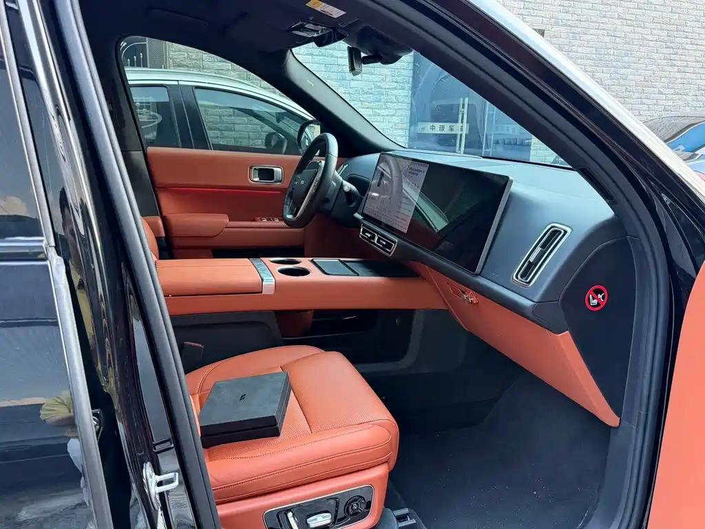 Li Auto Li L8 — миниатюра 6