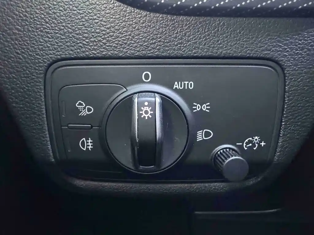 Audi Q2L — миниатюра 11
