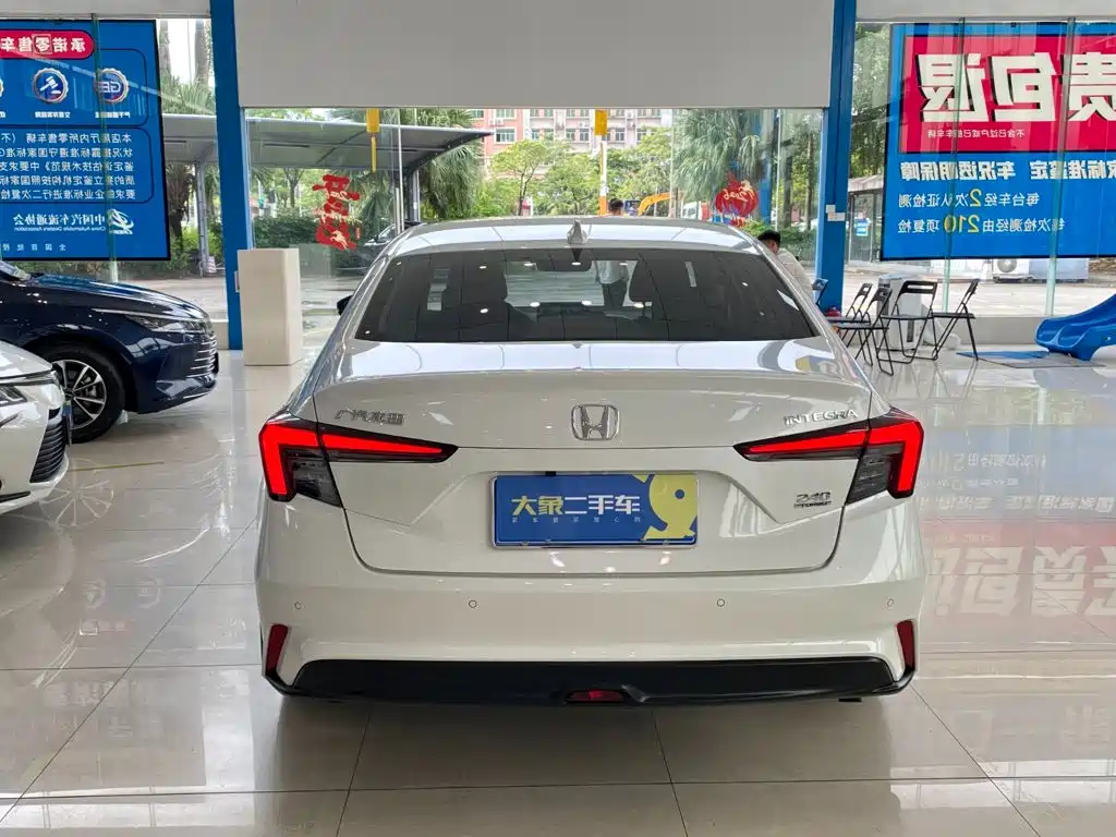Honda Integra — миниатюра 12