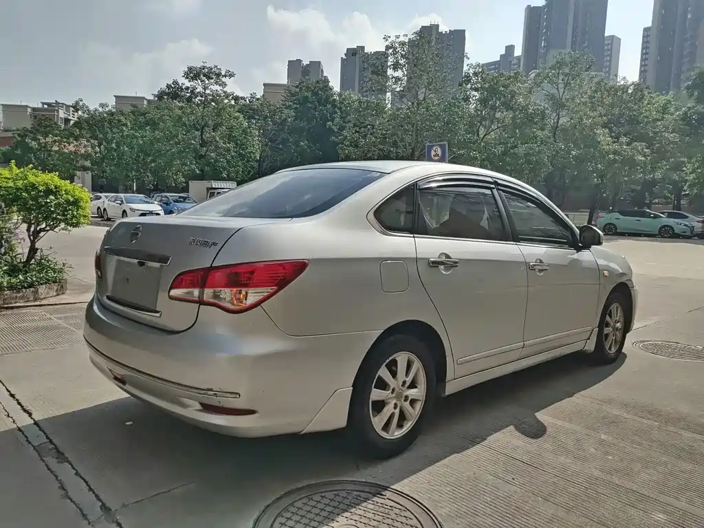 Nissan Sylphy — миниатюра 10