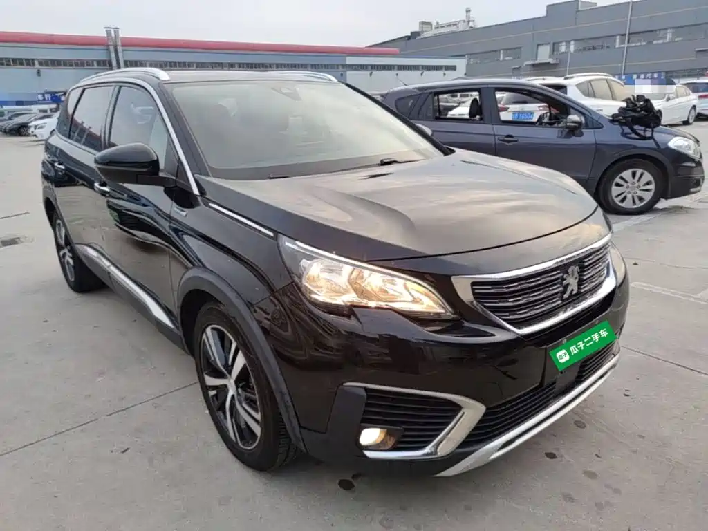 Peugeot 5008 — миниатюра 4