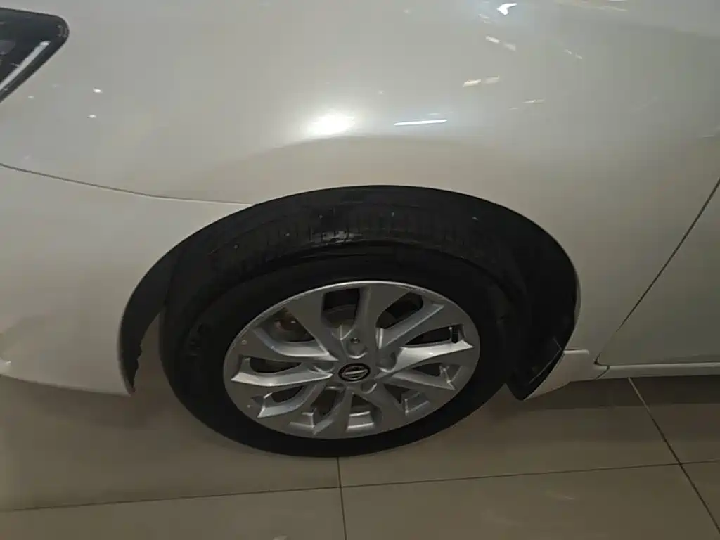 Nissan Sylphy — миниатюра 23