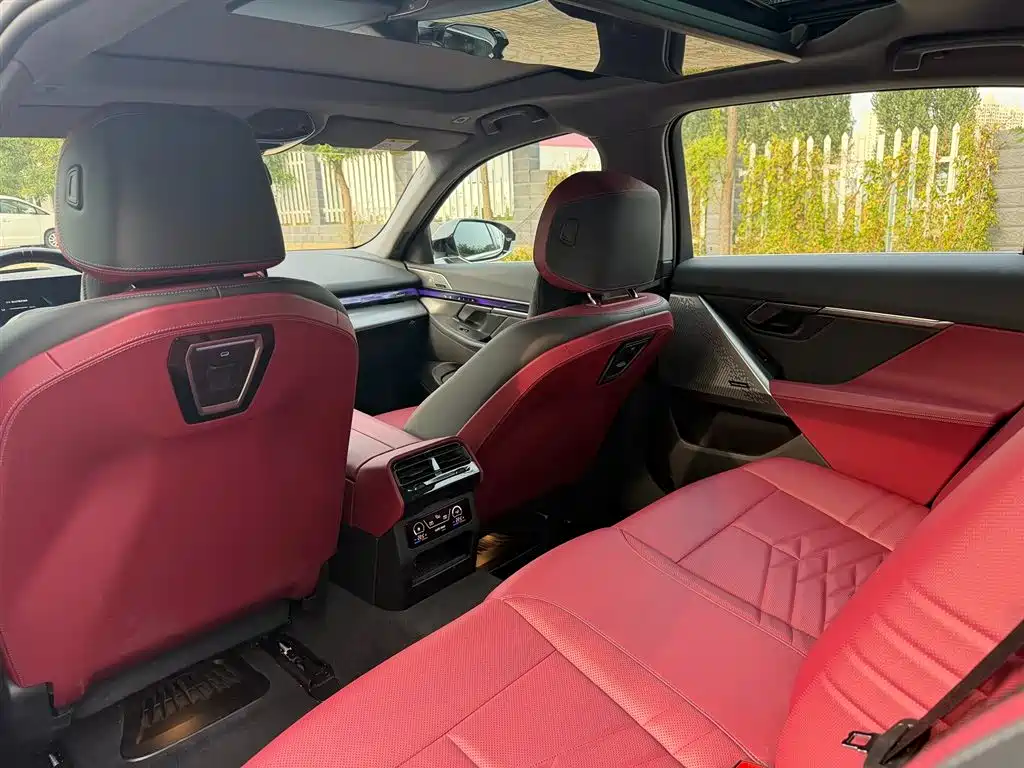 BMW i5 — миниатюра 13