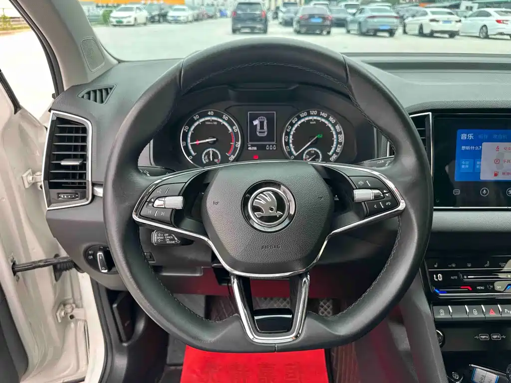 Skoda Karoq — миниатюра 14