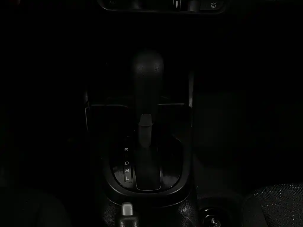 Honda Fit — миниатюра 13