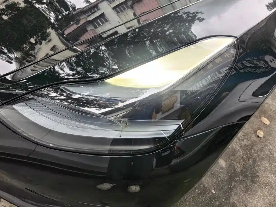 Tesla Model 3 — миниатюра 5