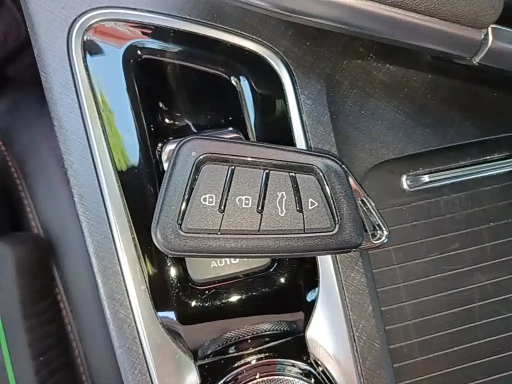 Changan UNI-T — миниатюра 9