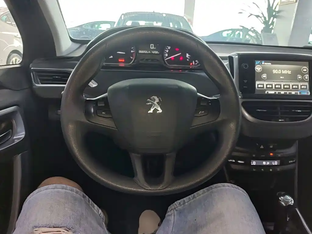 Peugeot 2008 — миниатюра 7